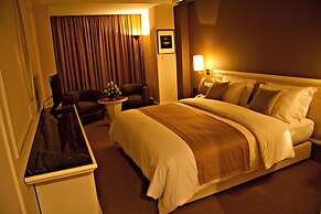 Hotel Nassim