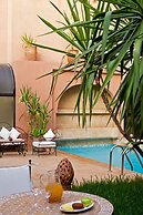 Hotel Nassim