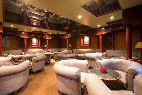 Hotel Nassim