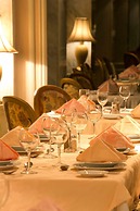 Hotel Nassim