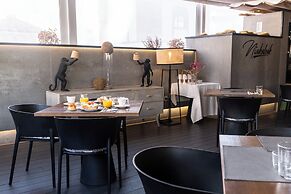 La Suite