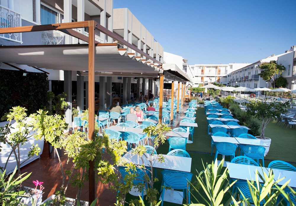 Coral Compostela Beach Golf