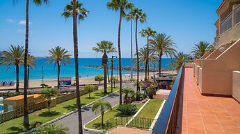 Coral Compostela Beach
