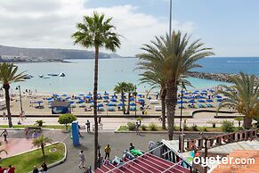 Coral Compostela Beach