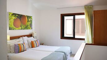 Coral Compostela Beach