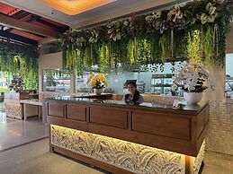 Green Garden Hotel