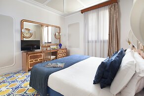 Alimuri Bay Resort