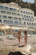 Alimuri Bay Resort