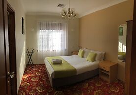 Meramie Motor Inn