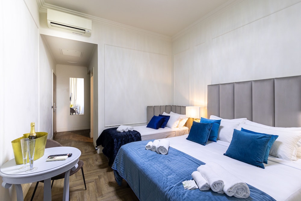 Les Chambres d' Or