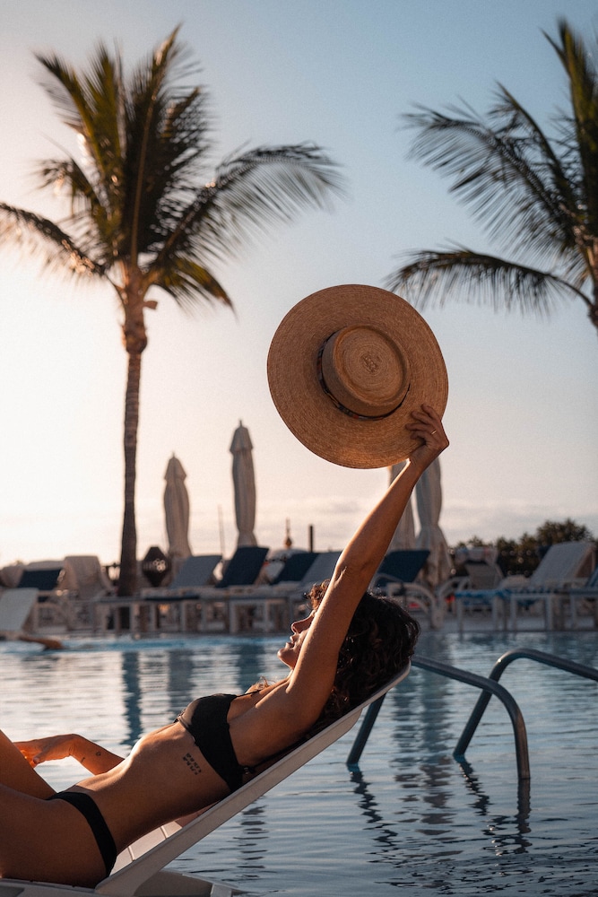 Princesa Yaiza Suite Hotel Resort