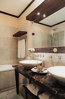 Mamaison Le Regina Boutique Hotel