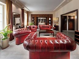 Mamaison Le Regina Boutique Hotel