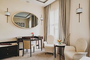 Mamaison Le Regina Boutique Hotel