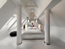Mamaison Le Regina Boutique Hotel