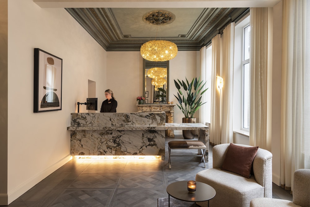 Dukes’ Academie – by Dukes’ Hotel Collection