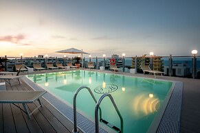 Hotel President