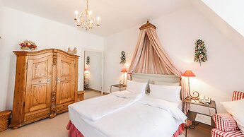 Opera Hotel