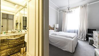 Opera Hotel