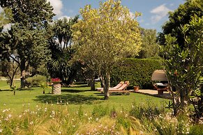 Reserva Rotana Hotel