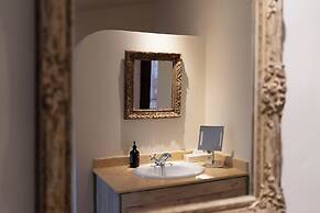 Reserva Rotana Hotel