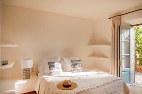 Reserva Rotana Hotel