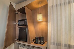Courtyard by Marriott London