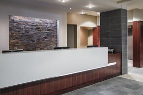 Viscount Gort Hotel