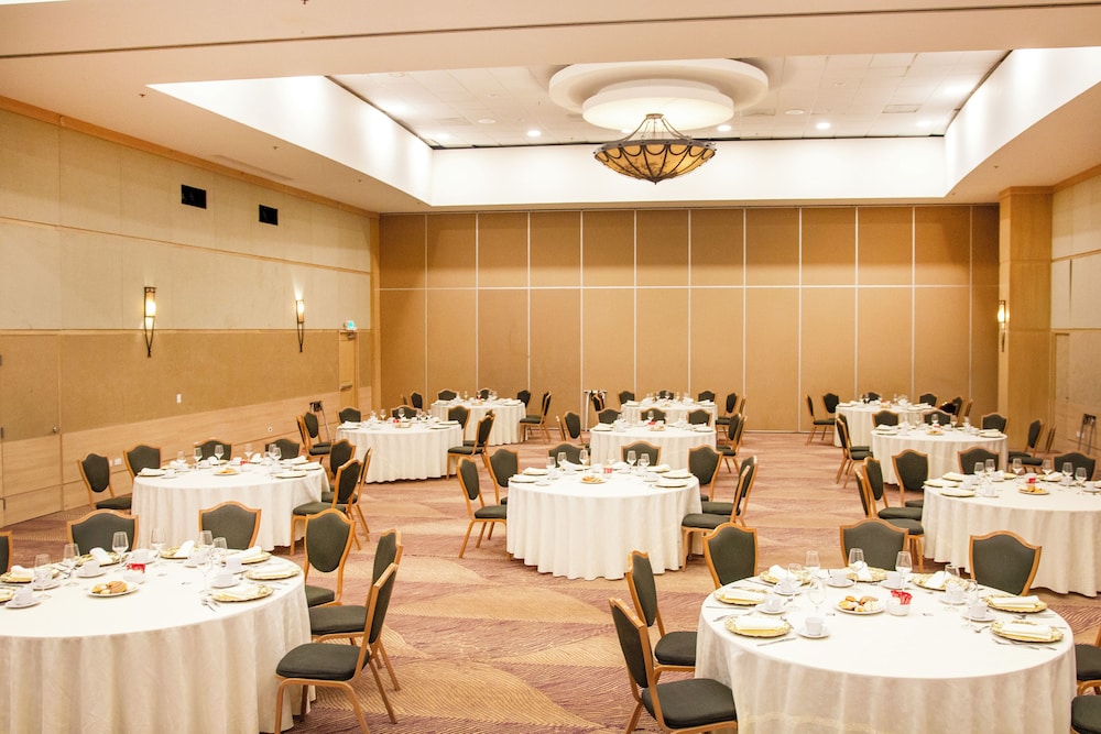 Crowne Plaza Torreon by IHG