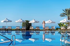 Constantinou Bros Athena Beach Hotel