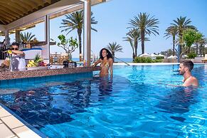 Constantinou Bros Athena Beach Hotel