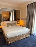 Maison Lutetia R