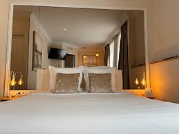 Maison Lutetia R