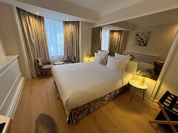 Maison Lutetia R