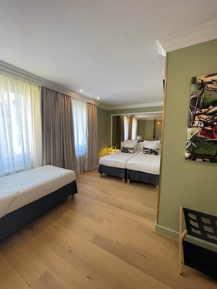 Maison Lutetia R