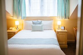 Pymgate Lodge Hotel