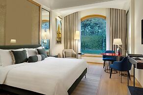 Trident, Gurgaon