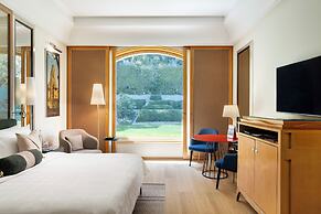 Trident, Gurgaon