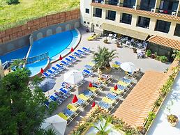 Canifor Hotel