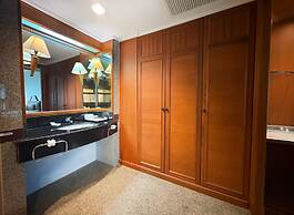 Amora Beach Resort Phuket