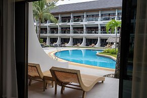 Amora Beach Resort Phuket