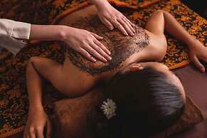 Amora Beach Resort Phuket