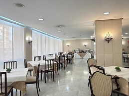 Hotel Mir Octavio
