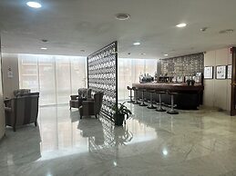 Hotel Mir Octavio