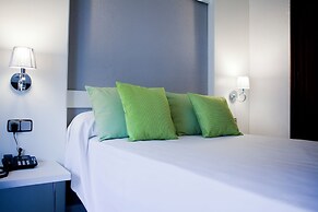 Hotel Mir Octavio
