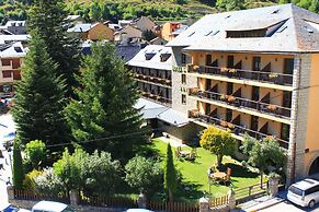 Hotel Saurat