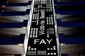 Fay Victoria Beach