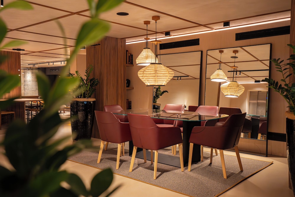 Hotel Zenit Conde De Borrell