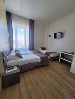 Kyriad Orange Centre