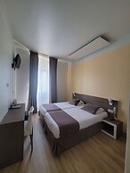 Kyriad Orange Centre